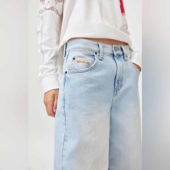 Urban Outfitters BDG Logan Buckle Baggy Barrel Jean Vintage Light Blue denim - Picture 4 of 12